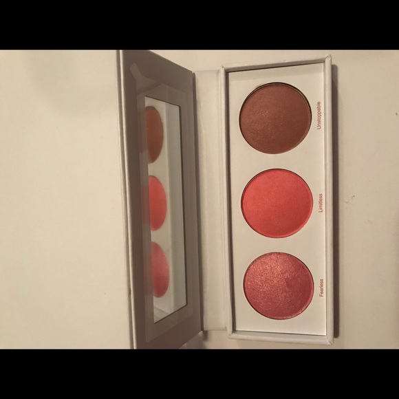 Realher - Picture 2 of 2